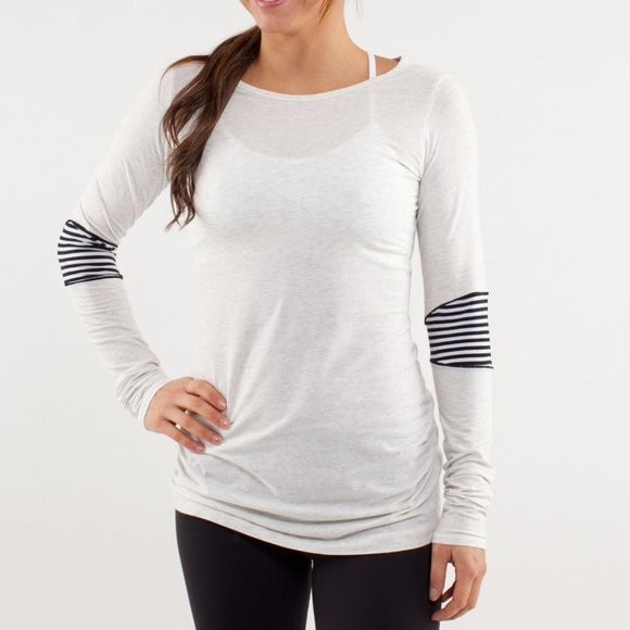 lululemon athletica Tops - LULULEMON 10 devotion long sleeve tee white stripe